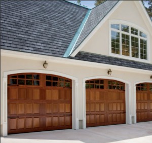 The pros and cons of wood garage doors