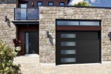 4 things to consider when buying a new garage door